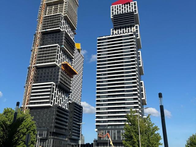 5805 LPH 4015 The Exchange, Mississauga | For Rent @ $2,550 | Condos. Ca