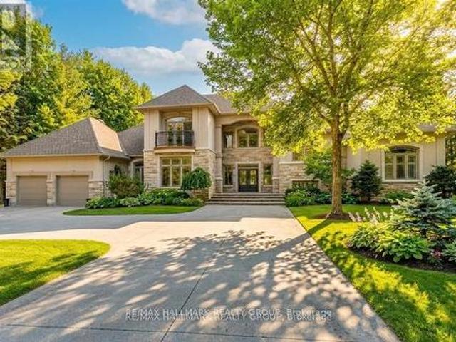 5800 Queenscourt Crescent, Ottawa, ON, K4M 1K3 house for sale | Listing ID X13518 | Royal LePage