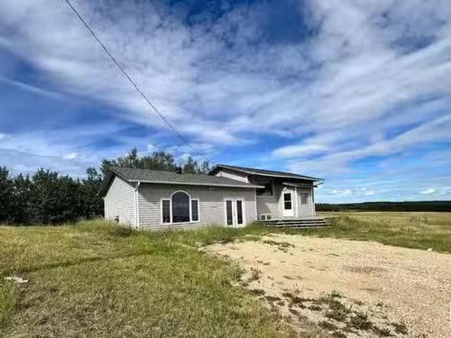 58013 Rge Rd 81, Rural Lac Ste. Anne County, AB, T0E 1N0 vac.