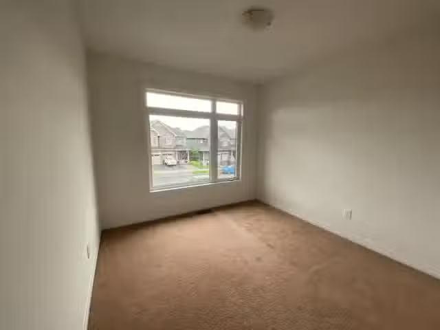 58011115 605 Spring Valley Drive