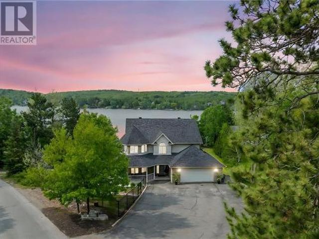 580 Dew Drop Road, Sudbury, ON, P3G 1K9 Luxury House for sale | Listing ID 2122 | Royal LePage Carriage Trade Luxury Properties