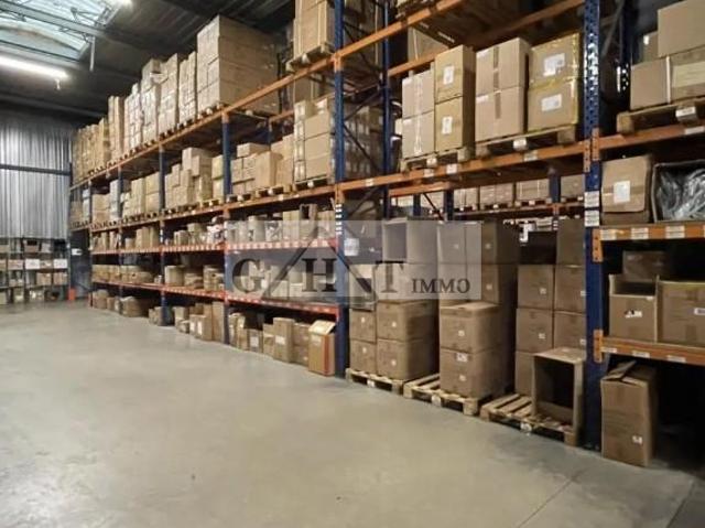 580 M² ENTREPOT BUREAUX A VENDRE A FONTENAY SOUS BOIS