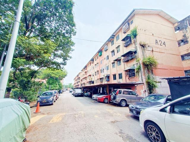 580sqft Termurah Full Loan Level 1 Flat Puchong Permai Puchong