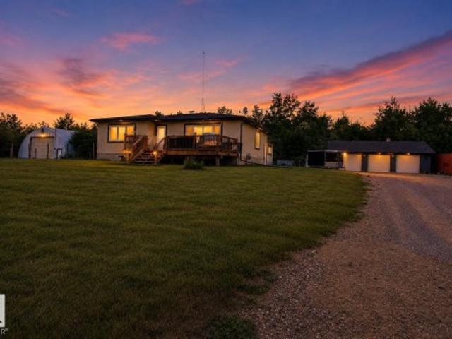 58102 Rge Road 240, Rural Sturgeon County, AB, T0A 0K0 house for sale | Listing ID E4494 | Royal LePage