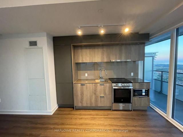 5811 Burnhamthorpe Road W, Mississauga | 2Beds/2Bath, Condo, $2,800/mo | Condos. Ca