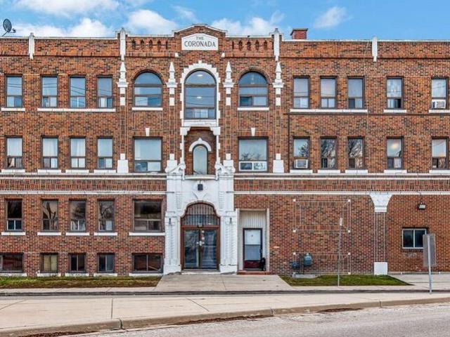 581 Cataraqui – Multiple Units