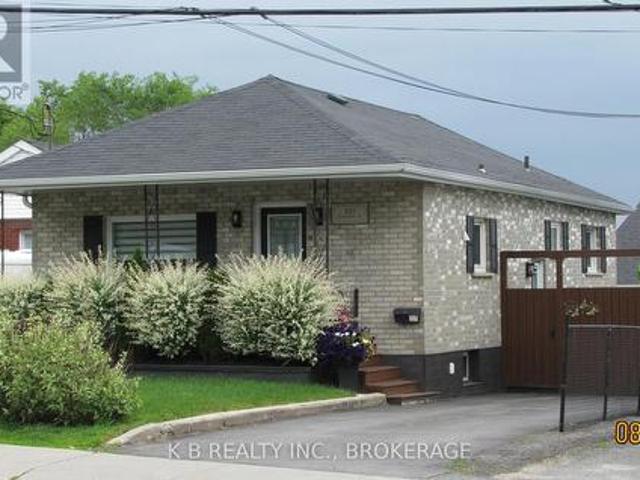 581 Division Street, Kingston East Of Sir John A. Blvd, ON, K7K 4B7 house for sale | Listing ID X13446 | Royal LePage