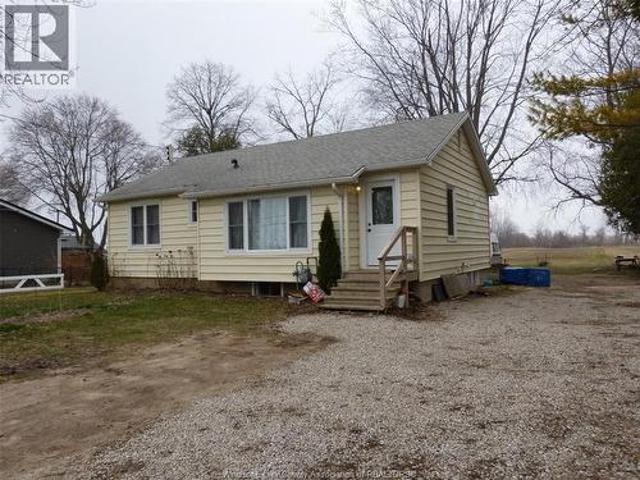 581 Highway 77, Leamington, ON, N8H 3V8 house for sale | Listing ID 26005 | Royal LePage