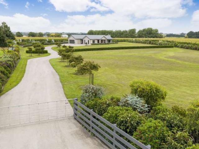581 Lethbridge Road, Halcombe, Manawatu