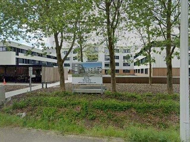 560 m2 office space for rent in Stad Gent