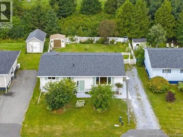 581 Michael Crescent, Saint John, NB, E2J 2T1 house for sale | Listing ID NB146338 | Royal LePage