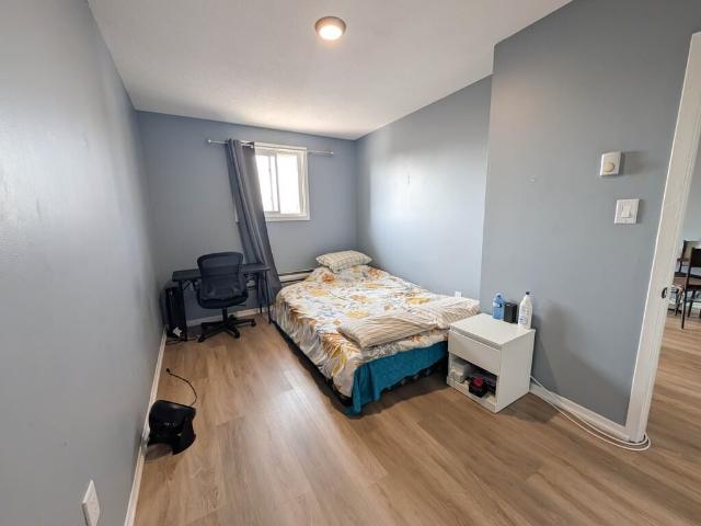5824 Main Street C 1 Bedroom Apartment for Rent at 5824 Main St, Niagara Falls, ON L2G 5Z5 Coronation