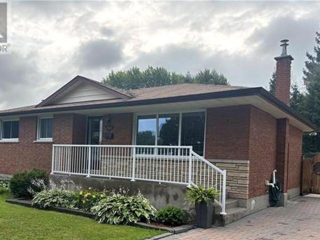 582 Westmount Avenue, Sudbury, ON, P3A 1B4 house for sale | Listing ID 2129 | Royal LePage
