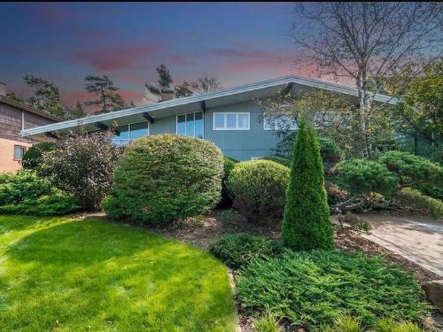5830 Chain Rock Drive, Halifax, NS, B3H 1A1 house for sale | Listing ID 202613 | Royal LePage
