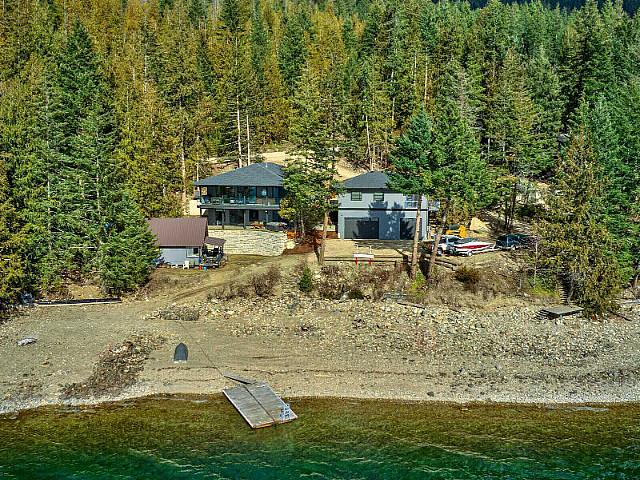 5846 Sunnybrae canoe Point Rd, Tappen, Bc