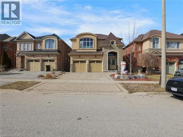 584 Pinery Trail, Waterloo, ON, N2V 2Y3 house for sale | Listing ID 40852 | Royal LePage