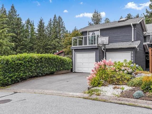 5853 Grousewoods Crescent, North Vancouver, BC, V7R 4V3 house for sale | Listing ID R2992 | Royal LePage
