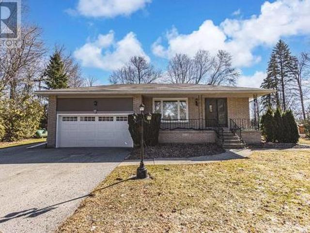 5853 Yonge Street, Innisfil, ON, L0L 1K0 house for sale | Listing ID N12048 | Royal LePage