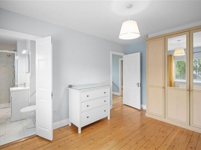 585,000 | 2 Warren Close, Castleknock, Dublin 15 Baxter Real Estate 4997 MyHome. Ie Residential