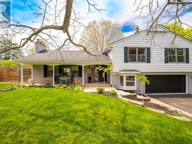 585 Deborah Crescent, Burlington, ON, L7T 2N2 house for sale | Listing ID W12179 | Royal LePage