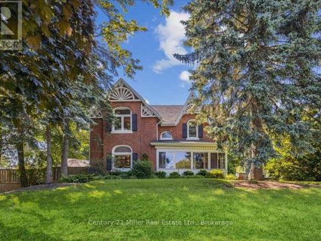 585 Dundas Street E, Hamilton Waterdown, ON, L8B 0G7 house for sale | Listing ID X13473 | Royal LePage