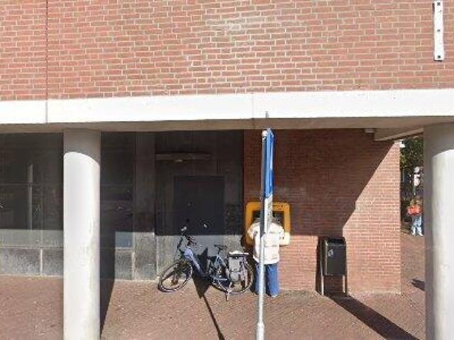 585 m2 office space for rent in Helmond