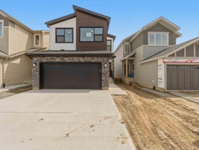 5872 Raven Crescent Nw, Edmonton, AB, T5S 0X7 house for sale | Listing ID E4499 | Royal LePage