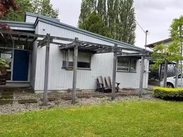 5873 173 Street, Surrey, BC, V3S 4A4 house for sale Listing.