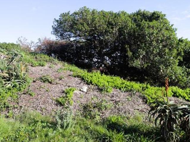 588 m² Land available in Aston Bay