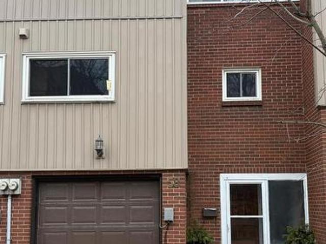 58 400 Bloor Street, Mississauga, ON, L5A 3M8 townhouse for sale | Listing ID W13173 | Royal LePage