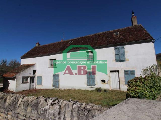 58, 5mns de Brinon sur Beuvron Grande Maison à restaurer a