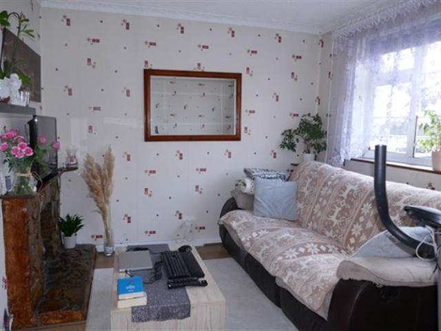 58 Avoncore, Midleton, Cork Ahern Auctioneers 4784 MyHome. Ie Residential