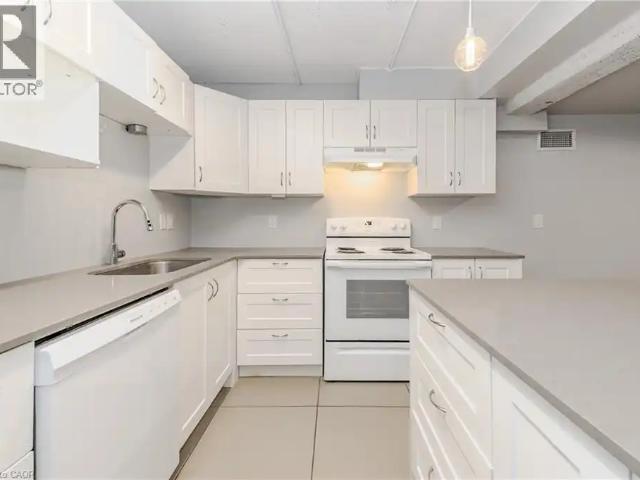 58 BEVERLY Street Unit# 101