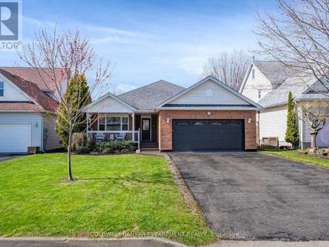 58 Dairy Drive, Halton Hills, ON, L7J 2Y1 house for sale | Listing ID W13068 | Royal LePage
