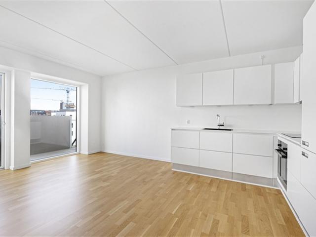 58 m2 lejlighed med altan/terrasse, Odense C, Fyn