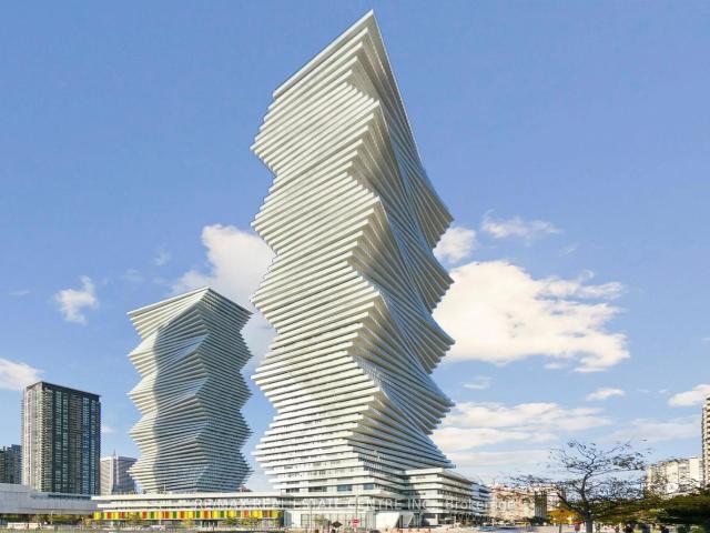 5907 3 Quartz Road, Mississauga | For Sale @ $939,000 | Condos. Ca