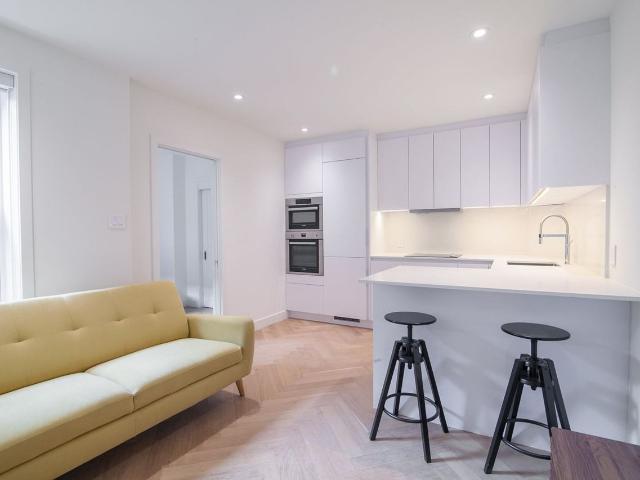 590 Outremont Studio Apartment for Rent at 590 Av Outremont, Montréal, QC H2V 3M6 Outremont