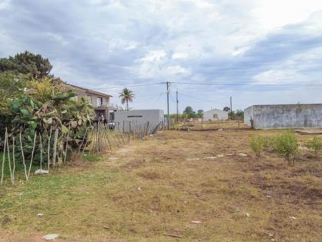 590 m² Land available in Chatsworth