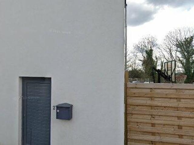 591 2093 m2 office space for sale in Mont Saint Guibert