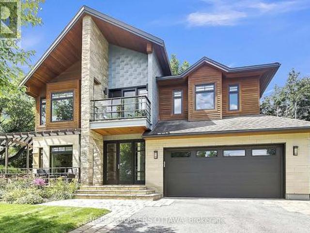 592 Brierwood Avenue, Ottawa, ON, K2A 2H8 house for sale | Listing ID X13058 | Royal LePage