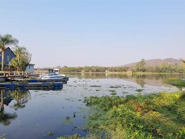 592 m² Land available in Eagles Landing