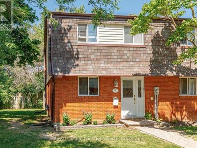 592 Tenth Street, Collingwood, ON, L9Y 4C1 townhouse for sale | Listing ID S12142 | Royal LePage