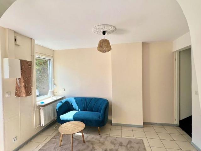 59300, Valenciennes