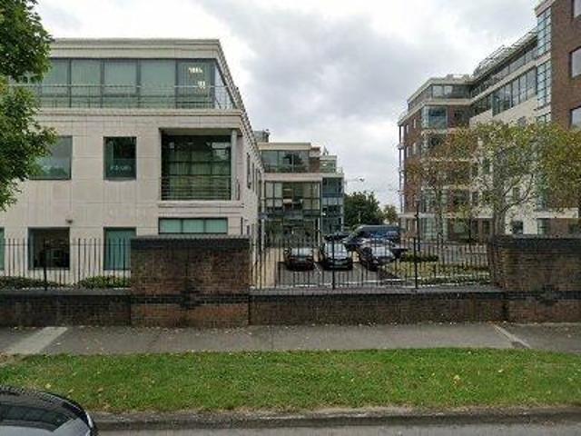 593 m2 office space for sale in Dublin 15