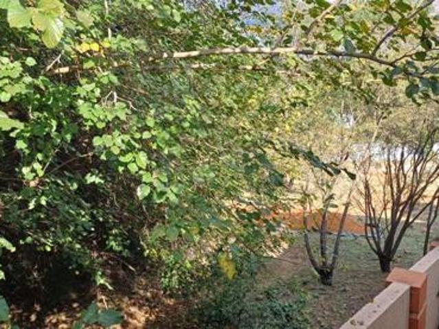 594 m² Land available in Kosmos Ridge