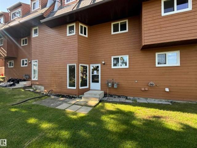 5955 40 Avenue Nw, Edmonton, AB, T6L 3P6 townhouse for sale | Listing ID E4499 | Royal LePage