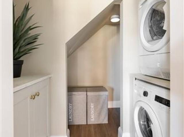 595,000 | No. 5 The Crescent Show House, No. 5 The Crescent Coach Road Meadows, College Road, Clane, Co. Kildare Sherry FitzGerald New Homes 4897 MyHome. Ie Residential