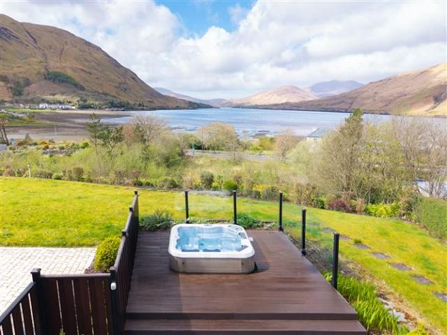 595,000 | 2 Killary View, Leenane, Galway O'Toole Westport 4996 MyHome. Ie Residential