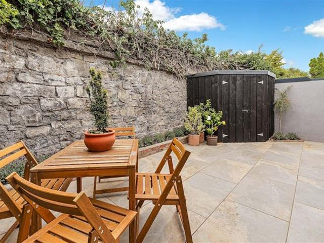 595,000 | 46 Tyrconnell Park, Inchicore, Dublin 8 Berkeley & Associates 5010 MyHome. Ie Residential