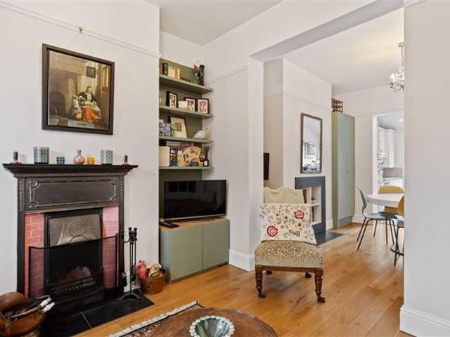 595,000 | 5 Donore Road, South Circular Road, Dublin 8 DNG Central 5002 MyHome. Ie Residential